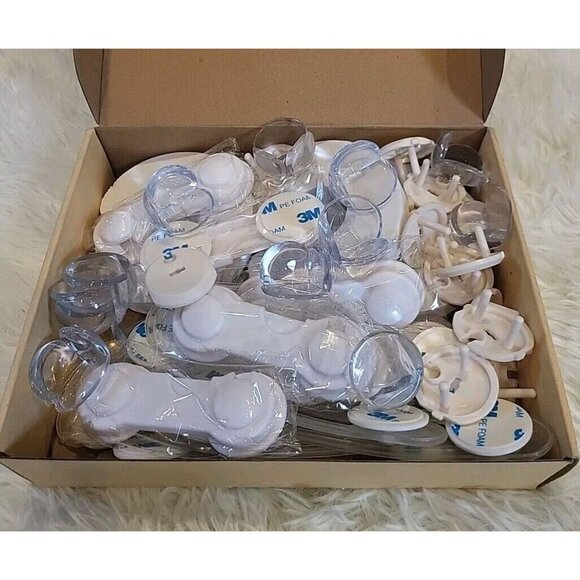 3M Baby Safety Protection Kit 40 Piece Door Lock Corner Guards Outlet Cover Home - Picture 8 of 11